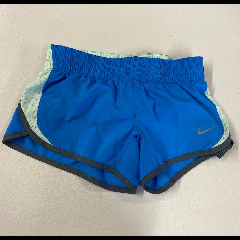 Girls Nike shorts